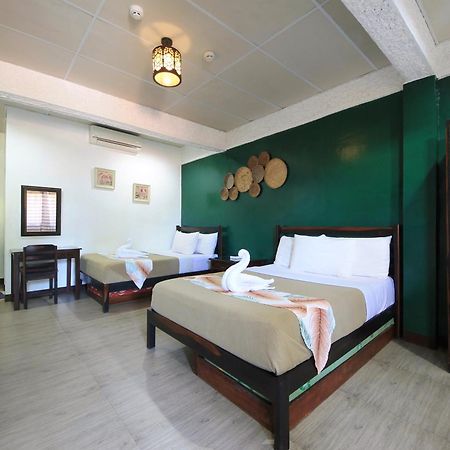 Ala Amid Bed And Breakfast Puerto Princesa Exterior photo