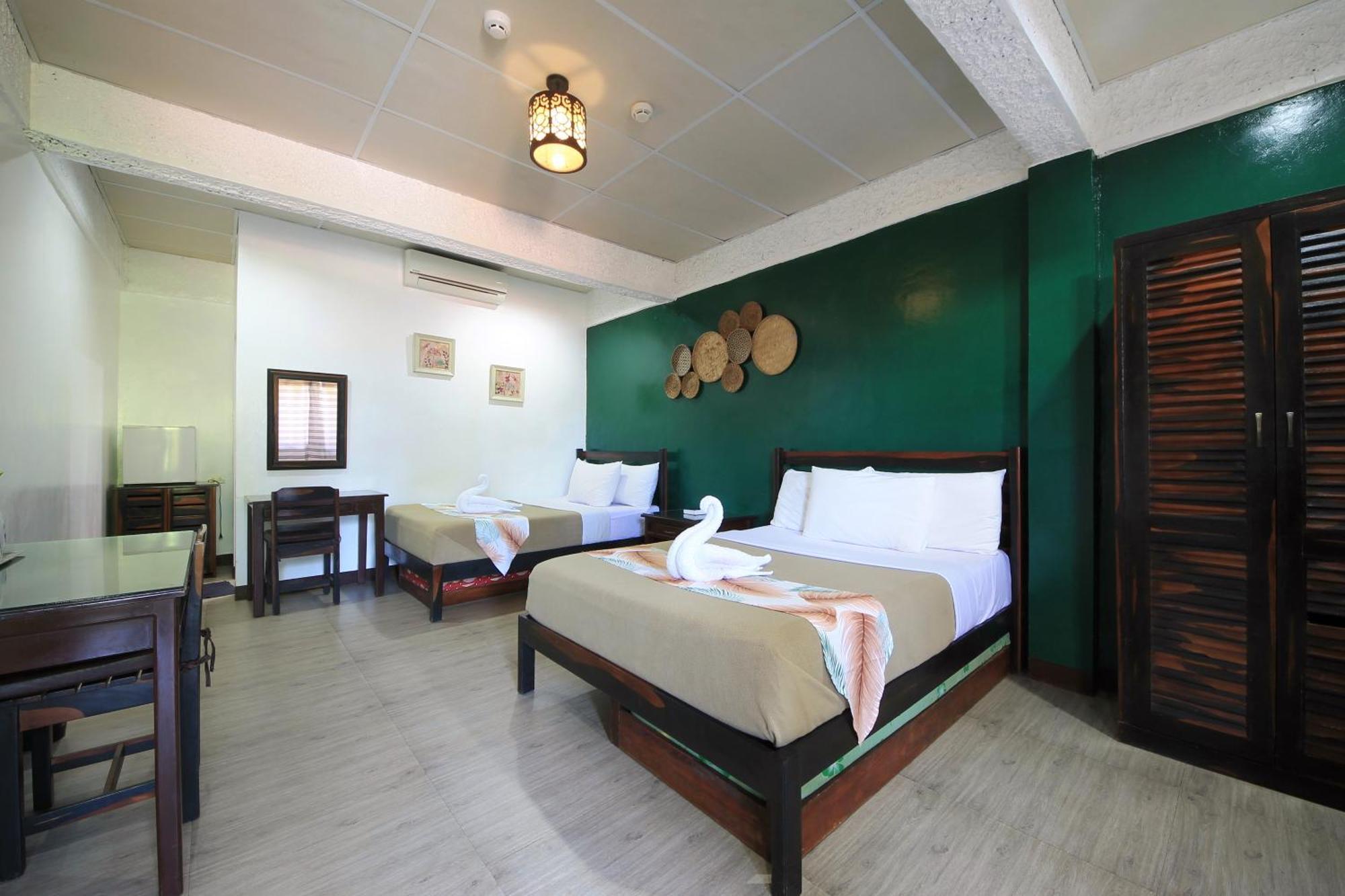 Ala Amid Bed And Breakfast Puerto Princesa Exterior photo