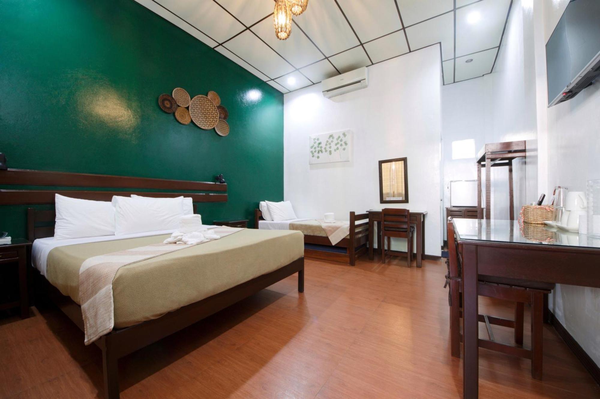 Ala Amid Bed And Breakfast Puerto Princesa Exterior photo