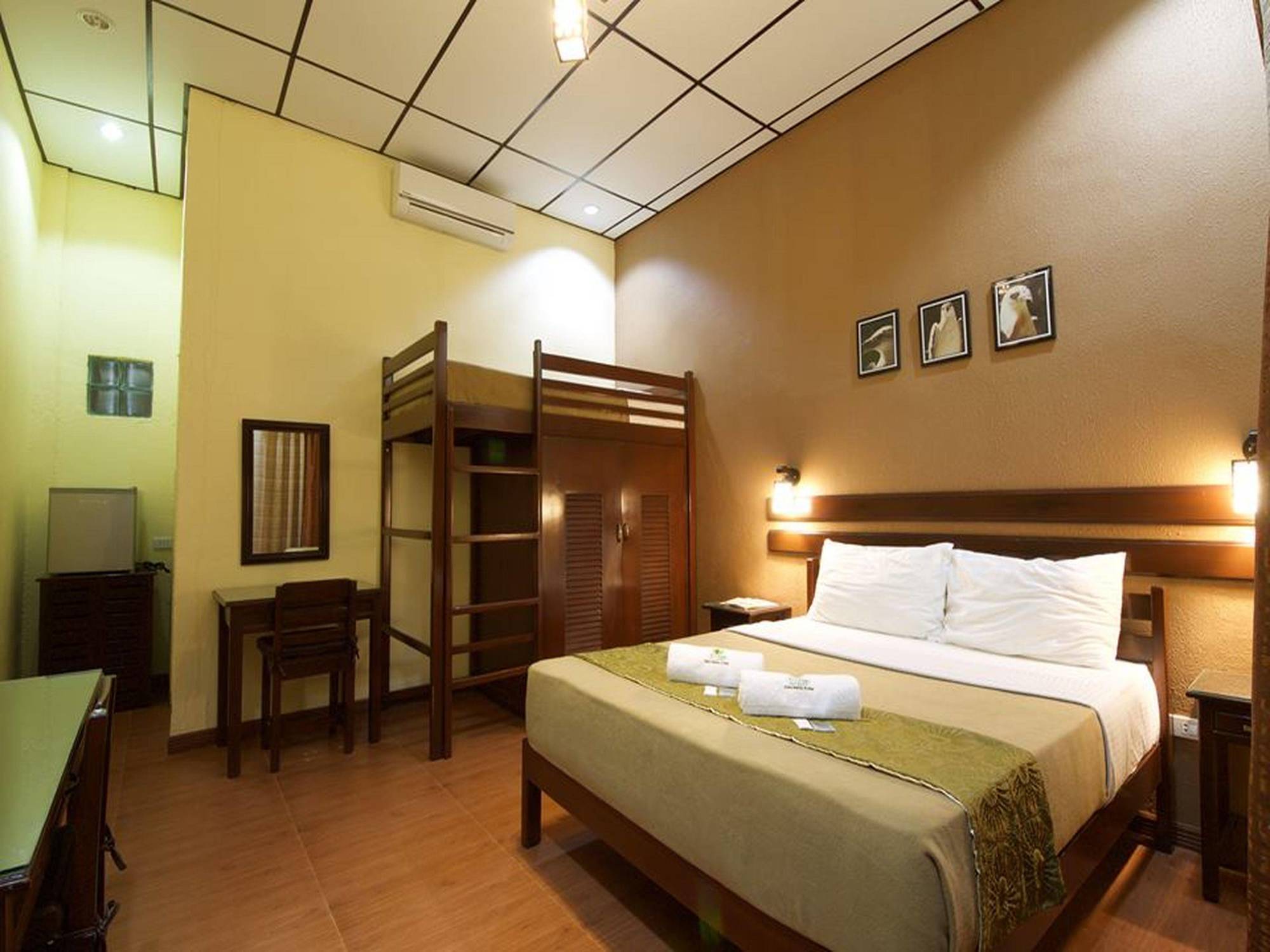 Ala Amid Bed And Breakfast Puerto Princesa Exterior photo