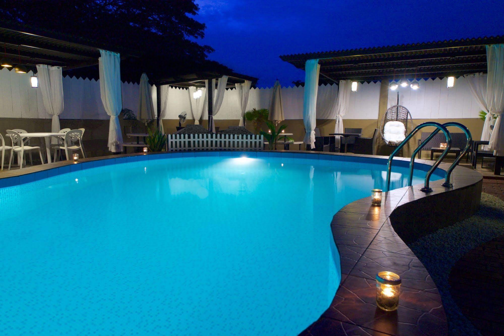Ala Amid Bed And Breakfast Puerto Princesa Exterior photo